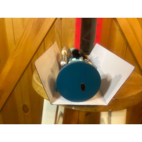 King Nutcracker with Crown new in open box (5986) - Picture 6 of 8